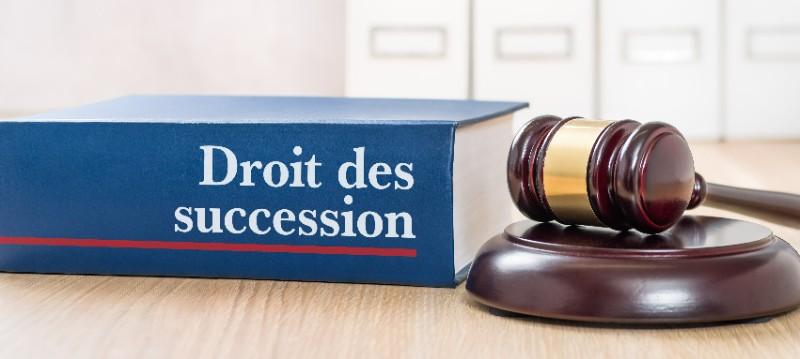 Comment renoncer à une succession pour éviter de payer les dettes après un décès ?